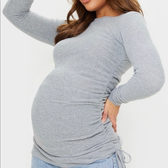 Prettylittlething Maternity grey rib ruched long sleeve top - Picture 1 of 3